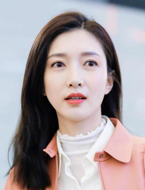 张子枫爆料吃瓜黄磊,娱乐圈幕后故事曝光